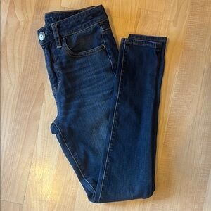 American Eagle The Dream Jean Size 2 Short Blue Jeans